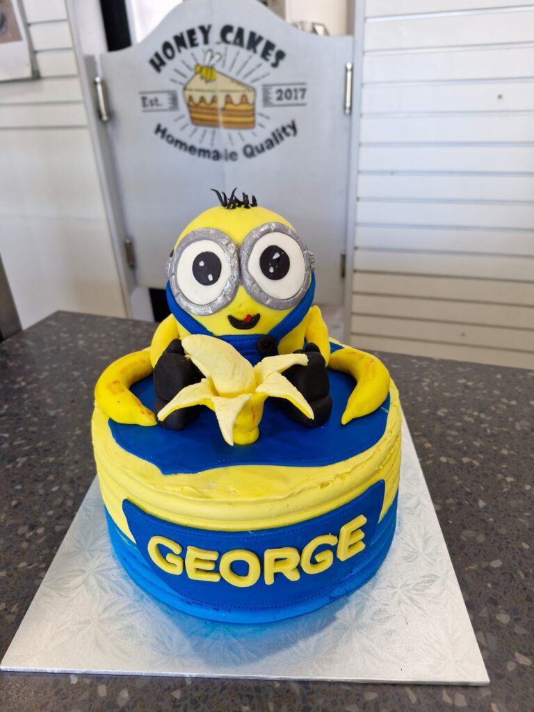 Minion Cake